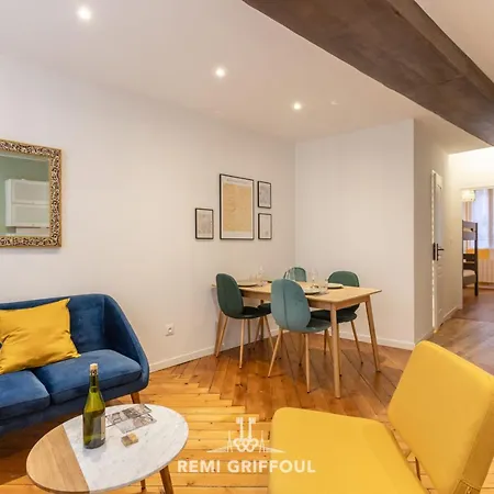 Апартаменти Le Bois Bleu - 1st Floor - Center