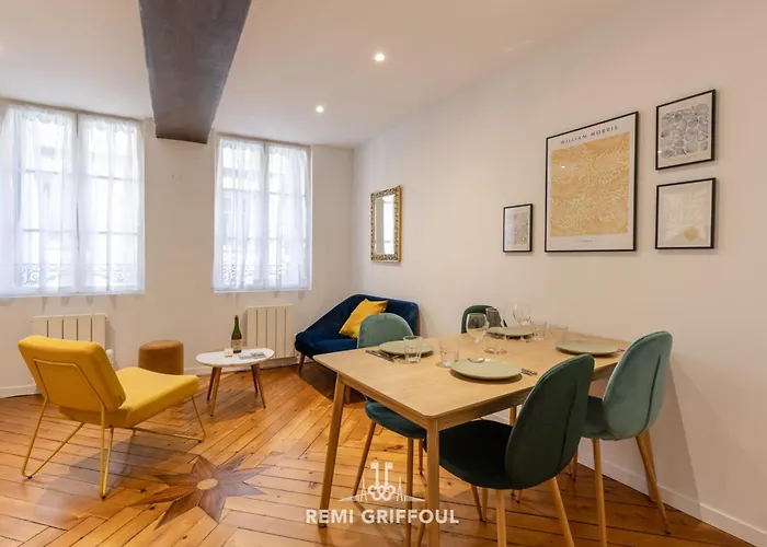 Le Bois Bleu - 1st Floor - Center Lejlighed *